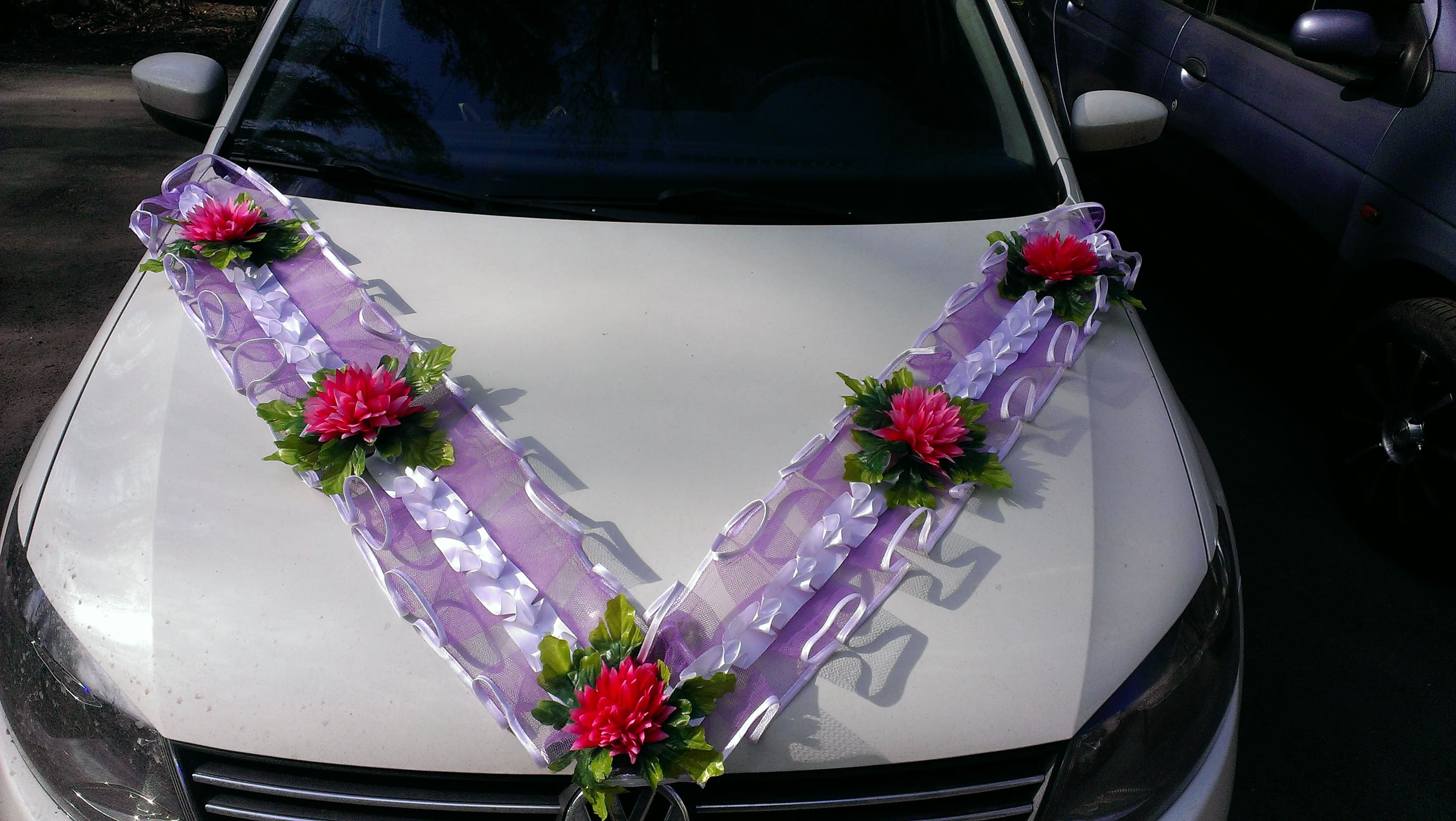 Свадебные ленты на машину молодоженов украшение капота авто